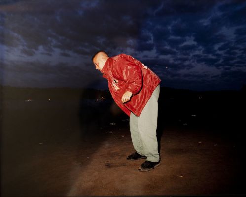 Leaning Forward 2 600 € / UNTITLED, NUORET SANKARIT / YOUNG HEROES, 1995-1996, 62 x 78 cm, c-print black metal frames + glass, ed. 1/10