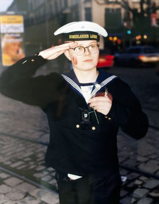 Libertyman 2 600 € / UNTITLED, NUORET SANKARIT / YOUNG HEROES, 1995-1996, 78 x 62 cm, c-print black metal frames + glass, ed. 2/10