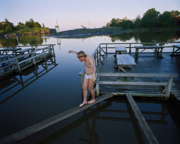 "Untitled", 1999 from the series Urban Youth, 80 x 100 cm, c-print, ed.7 "Untitled", 1999 from the series Urban Youth, 80 x 100 cm, c-print, ed.7