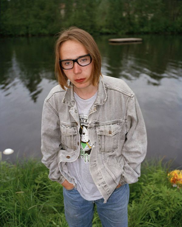 "Untitled", 1996 from the series Young Heroes, 80 x 65 cm, c-print, ed.10 "Untitled", 1996 from the series Young Heroes, 80 x 65 cm, c-print, ed.10