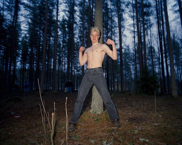 "Untitled", 1996 from the series Young Heroes, 40 x 50 cm, c-print, ed.10 "Untitled", 1996 from the series Young Heroes, 40 x 50 cm, c-print, ed.10